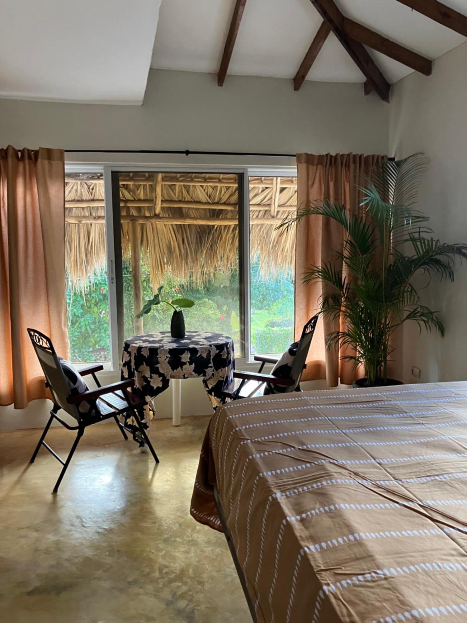 Yes Papa! Rooms Only 100M From The Beach! Las Galeras Exterior photo